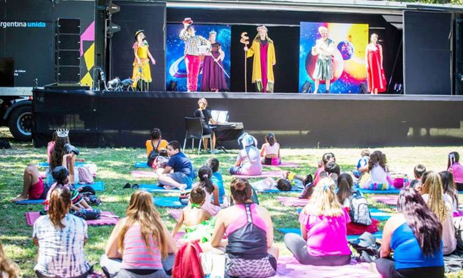 El camión escenario de  Tecnópolis llega a Entre Ríos