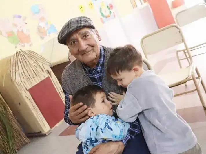 Resaltaron las políticas provinciales de
acompañamiento a los adultos mayores