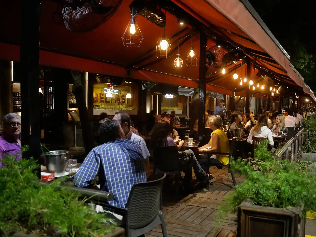 Santa Fe flexibiliza actividades y horarios ante un "mejoramiento de los indicadores" sanitarios