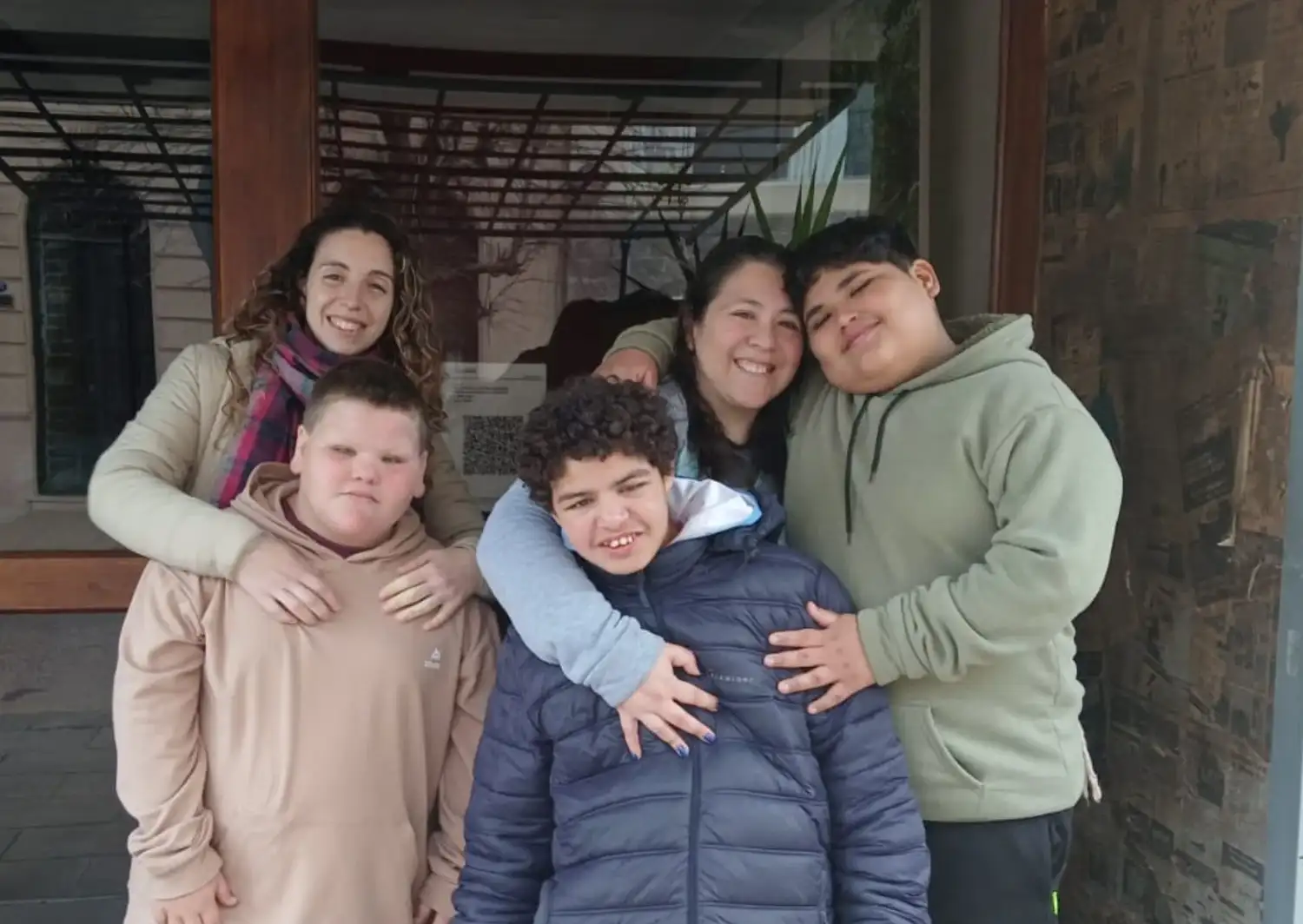 Visita de docentes y estudiantes de la escuela 501