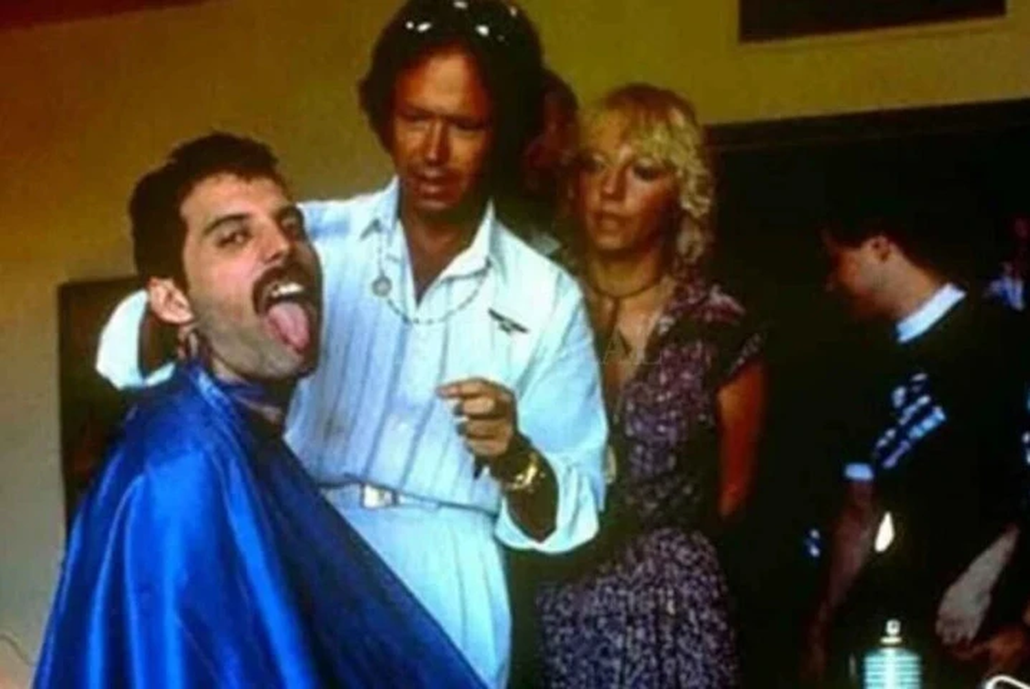 Freddie Mercury - 1