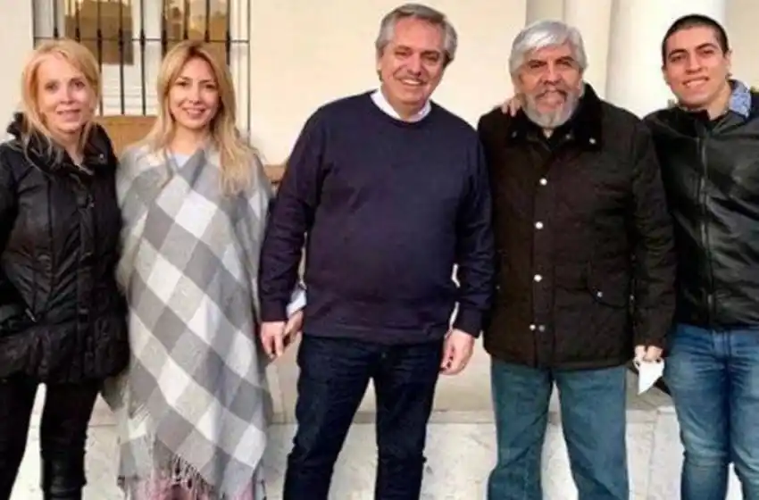 Sigue la polémica: la familia Moyano también recibió la vacunación VIP