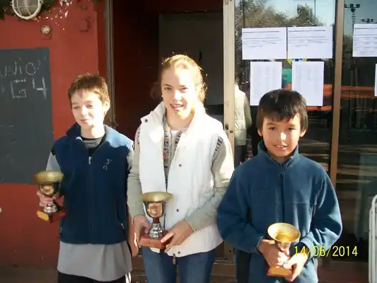 Ténis: Marcos Drabble y Asunción Veronesi celebraron en  Neptunia