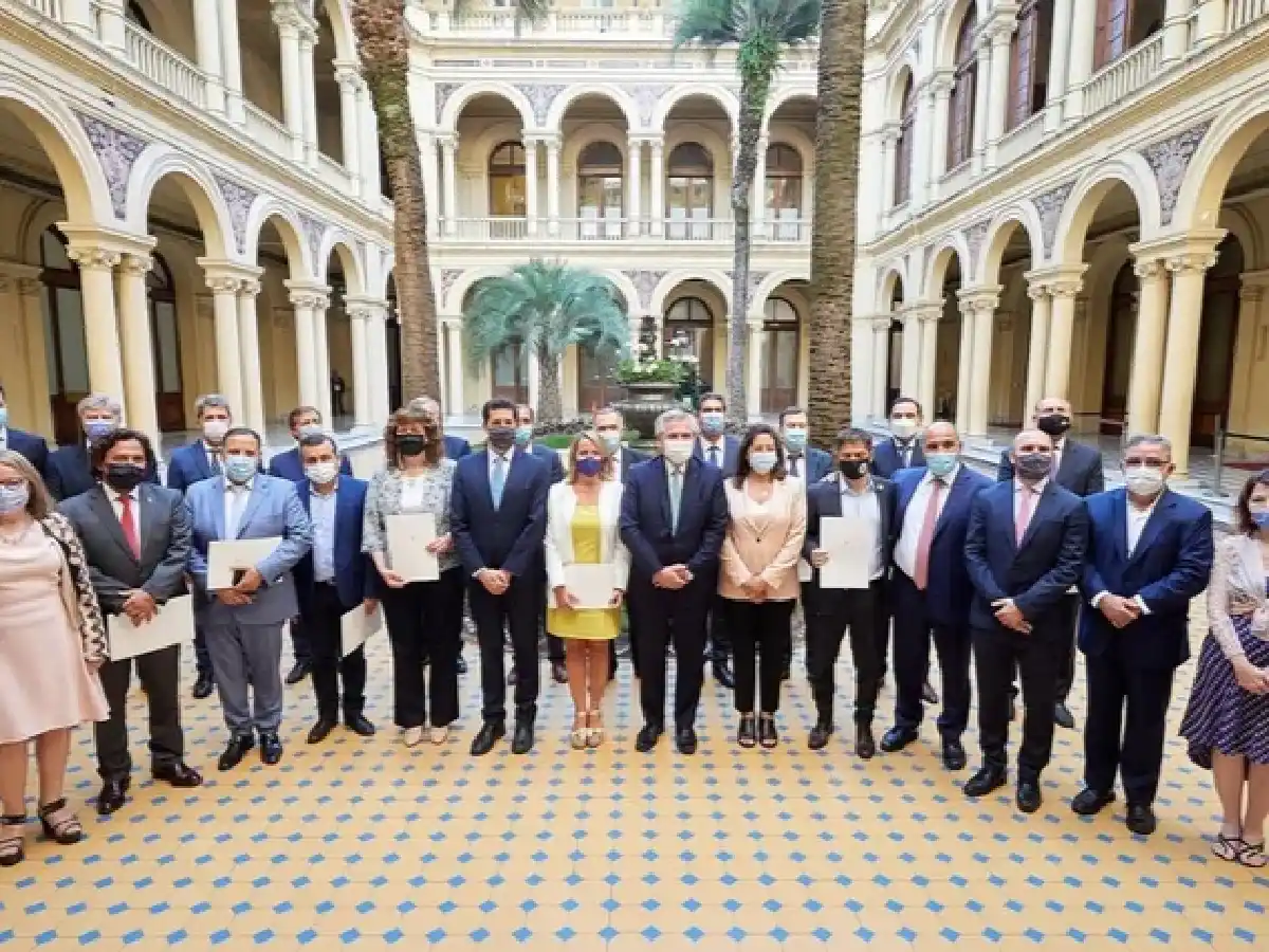 Se postergó la reunión entre el Gobierno y la oposición
