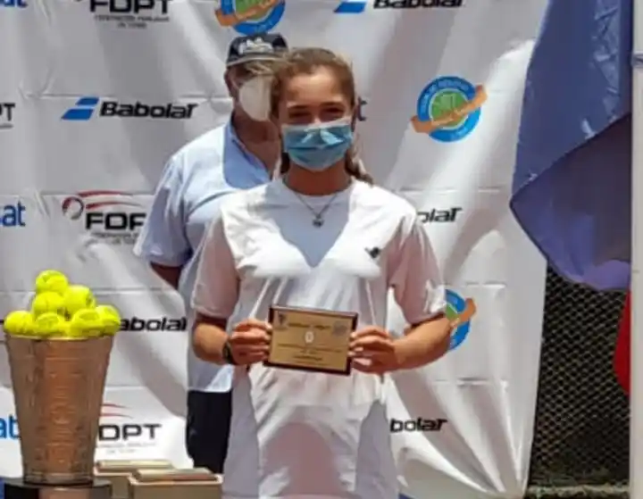 Tras los títulos en Colombia y Perú, Candela Vázquez es la segunda mejor jugadora de Sudamérica en U14