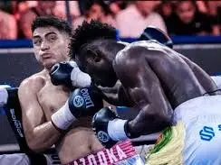 KO del senegalés T. Nianga a  A.Chávez que se hizo viral el fin de semana en el cierre de año de la FAB.Foto:TyC Sports.