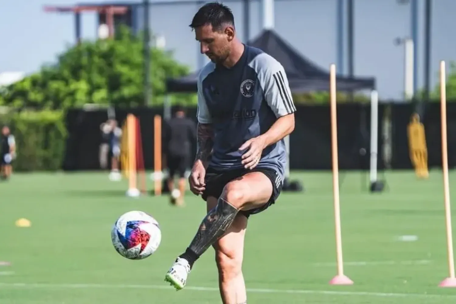 El debut de Messi: datos y cómo verlo