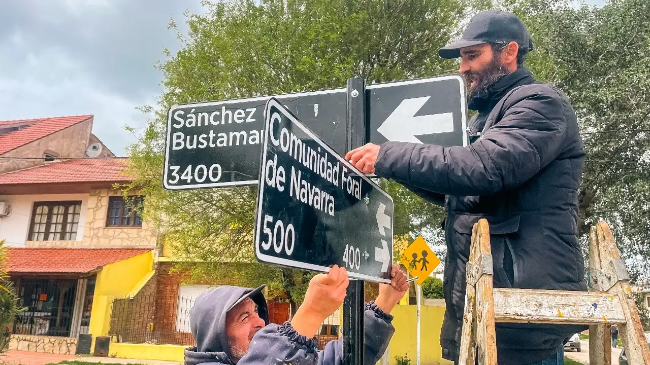 Los cortes de tránsito en tiempo real se pueden consultar mediante la aplicación Waze Argentina.