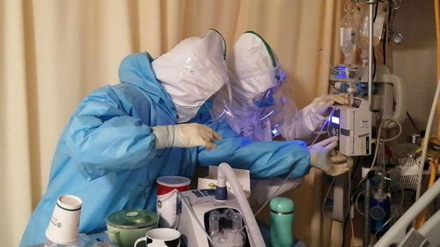 Bioquímicos ofrecen laboratorios para descentralizar los estudios de coronavirus