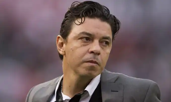 Escándalo con Gallardo: se cruzó a las piñas con argentinos en Punta del Este