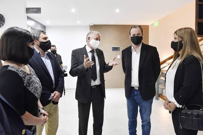 Bordet instó a dar respuestas  a la población  �Sindependientemente  de los posicionamientos⬝