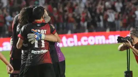 Torneo Final: Colón recuperó la punta