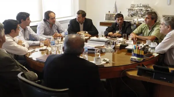 De Vido se reunió con intendentes kirchneristas de la Provincia