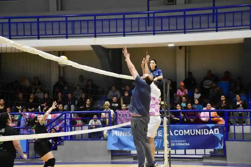 Se juega la instancia final
de las Olimpíadas Deportivas