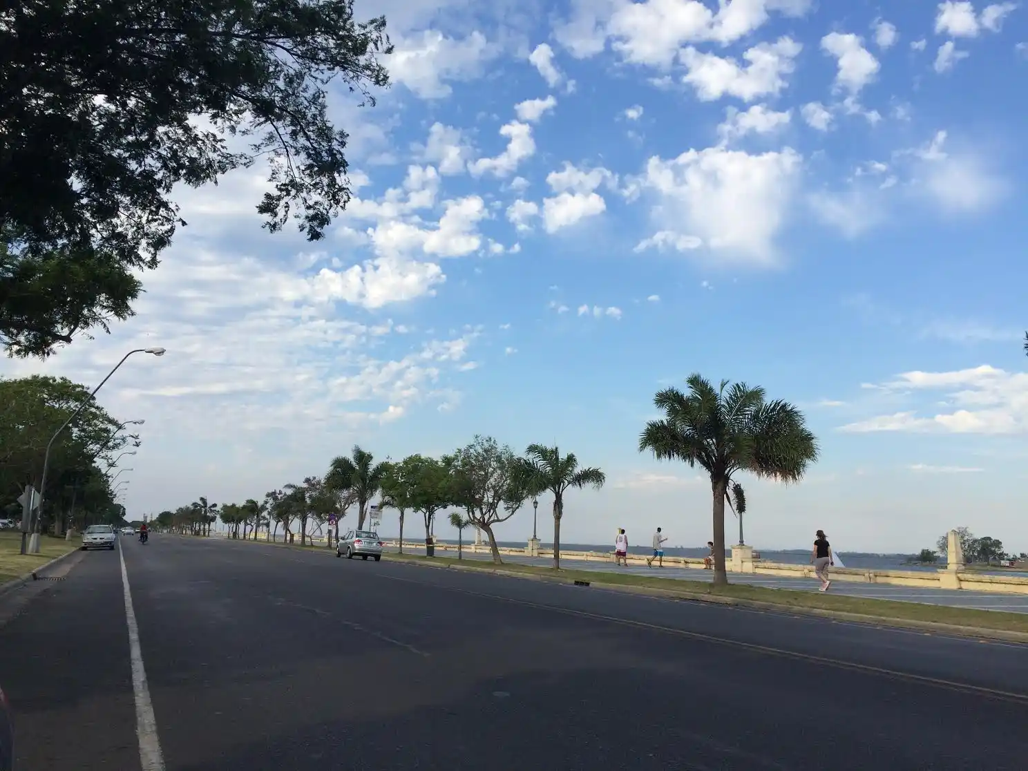 Miércoles agradable en la ciudad de Santa Fe