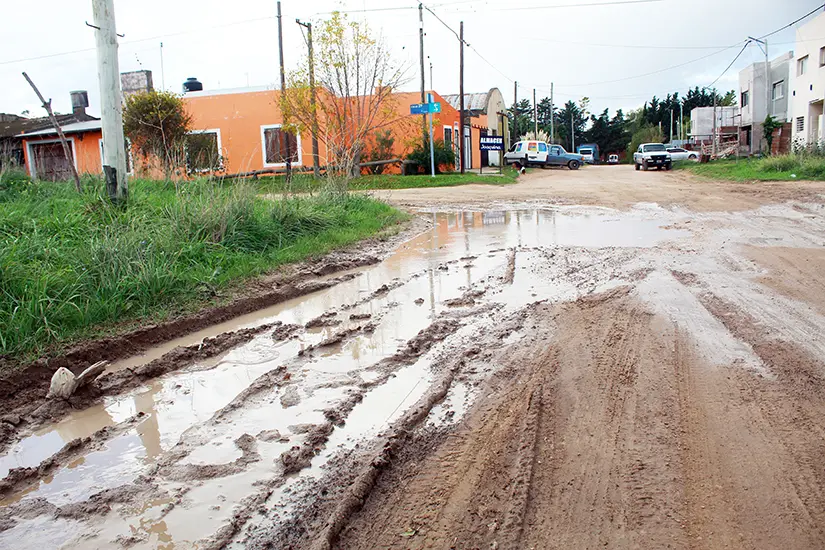 Barrio Los Alamos: varias necesidades aquejan a vecinos