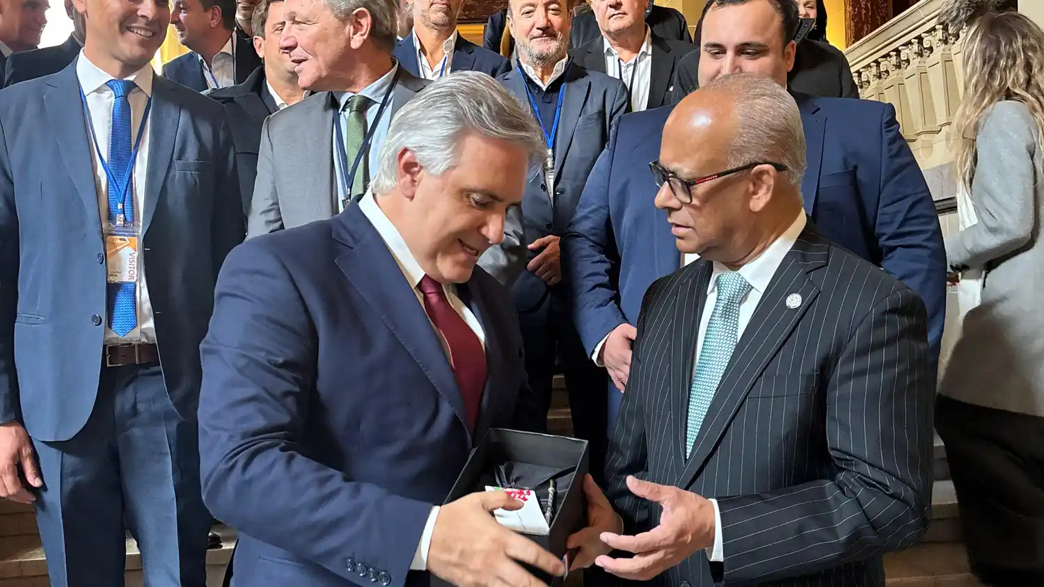 El gobernador estuvo acompañado por empresarios cordobeses y los intendentes de Río Cuarto, Las Higueras y Santa Catalina.