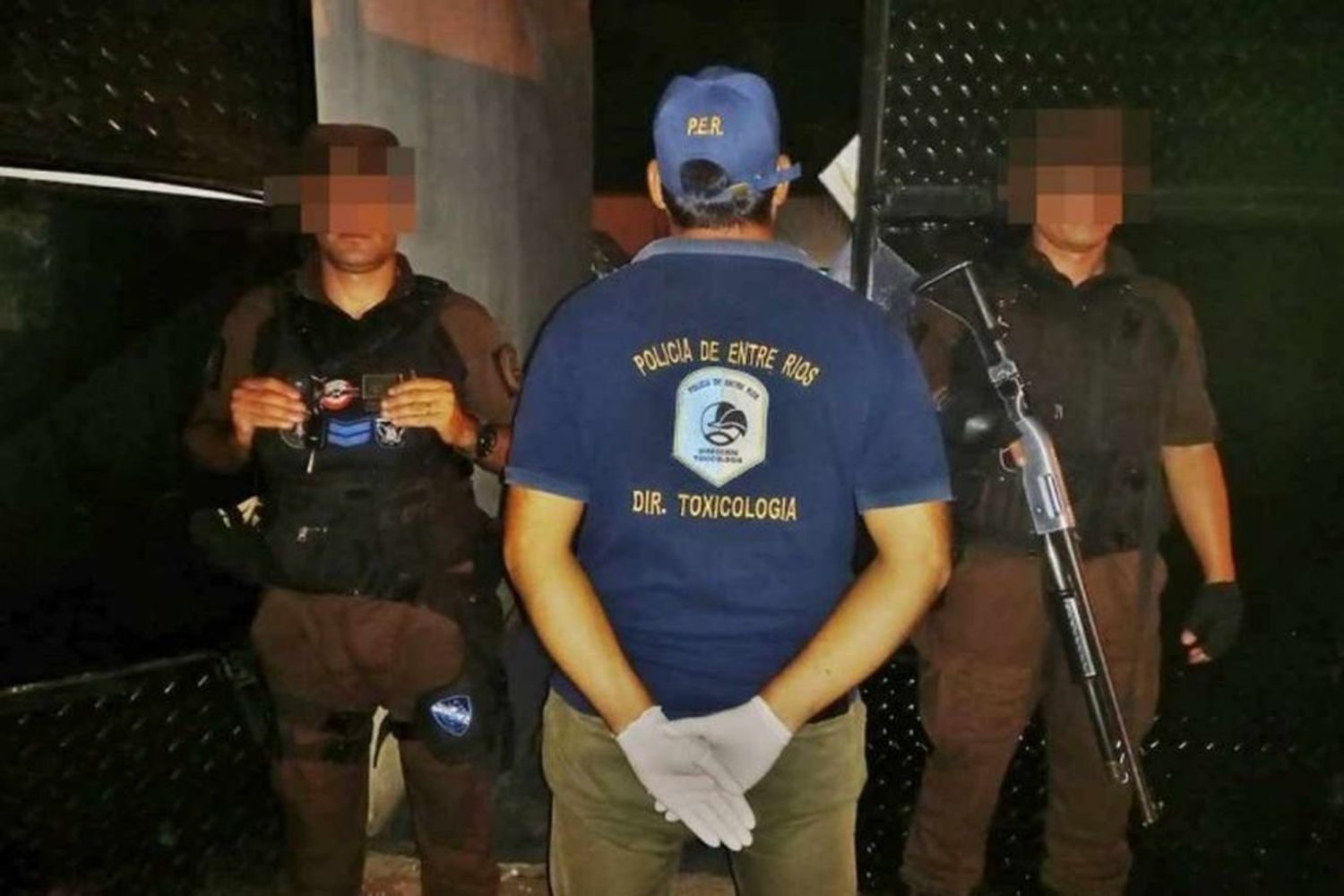Narcomenudeo: dos hombres fueron detenidos y una docente con domiciliaria