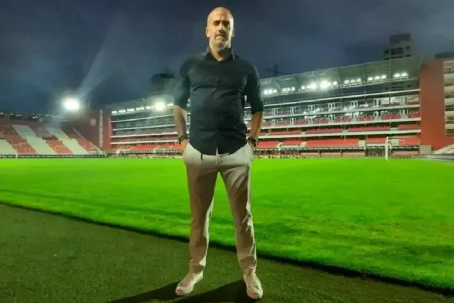 Verón defendió el acuerdo con Foster Gillett