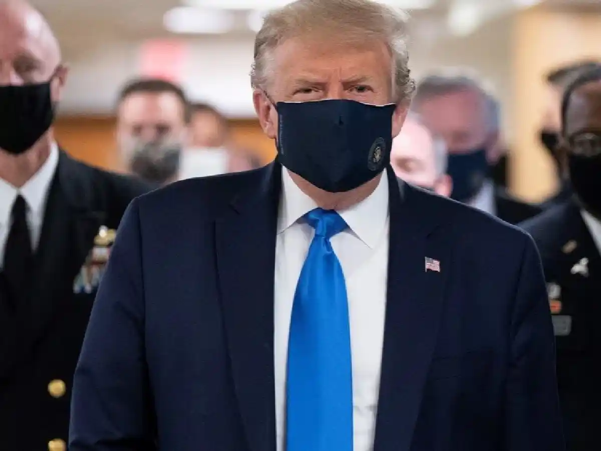 Internarán a Donald Trump tras dar positivo de Covid-19