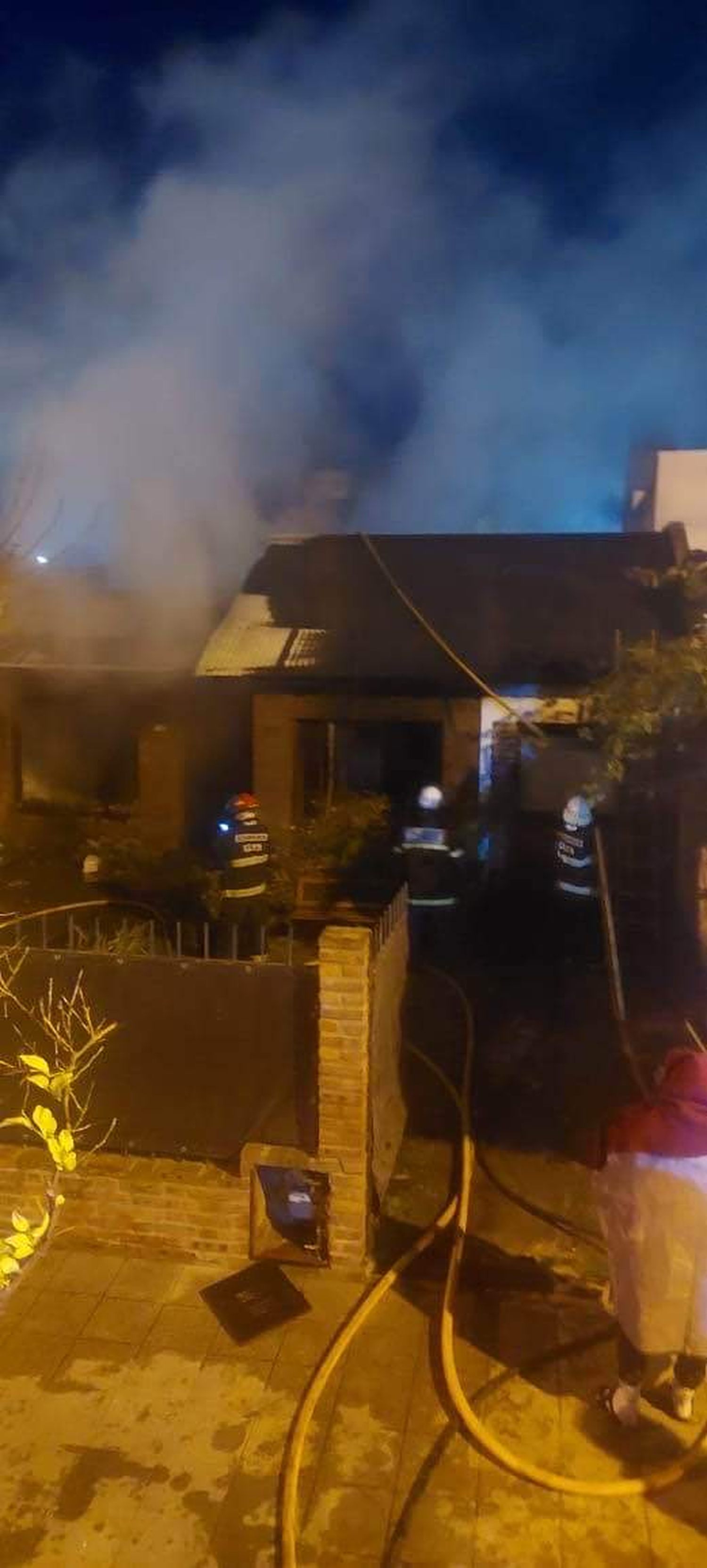 Fuego en una vivienda