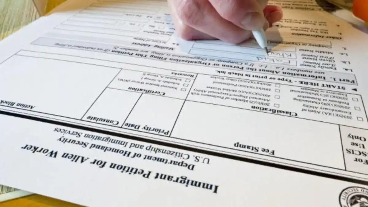 ¡ATENCIÓN VENEZOLANOS! Migrantes solicitantes de asilo podrán tramitar permisos de trabajo ON LINE  en EE.UU.