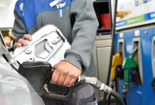 YPF aumenta nuevamente el precio de sus naftas desde este jueves