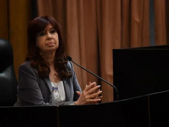 Revocaron habilitación de Cristina Kirchner y no podrá votar por su condena