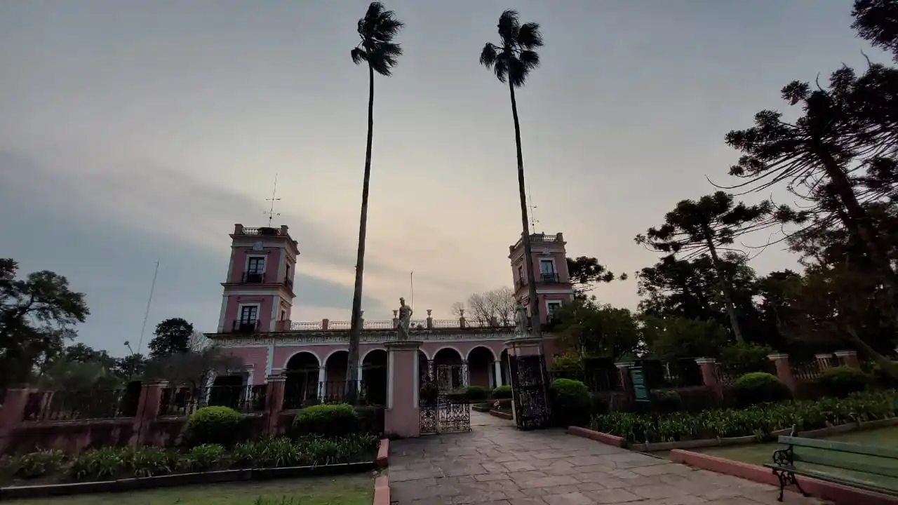 Frigerio pidió a Nación el traspaso del Palacio San José para ponerlo en valor como emblema del legado de Urquiza