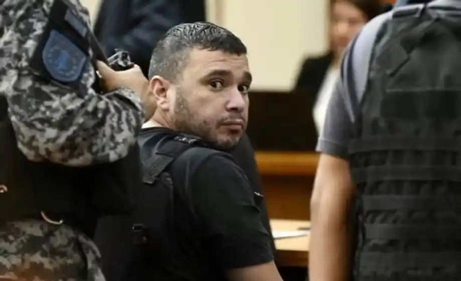 Esteban Lindor Alvarado.