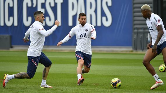 Messi no fue citado y su debut se posterga