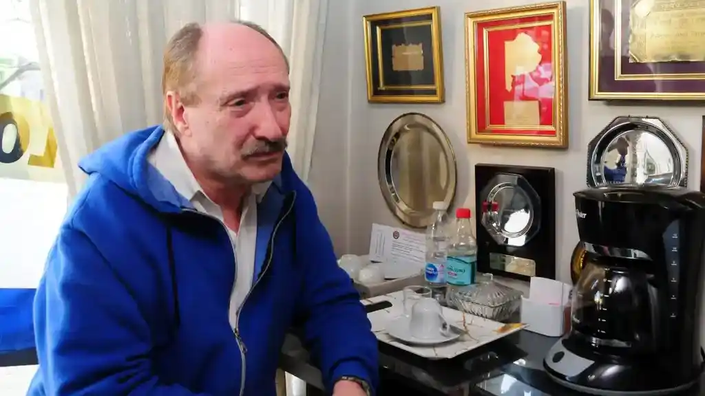 Roberto López Dasperi, referente de la peluquería local.