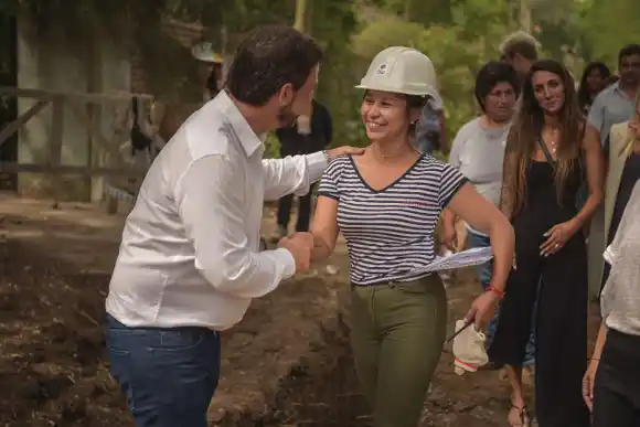 Sujarchuk cruzó a libertarios "ardidos" tras las elecciones: "En Escobar hicimos cloacas, no nos gusta cagar en baldes"