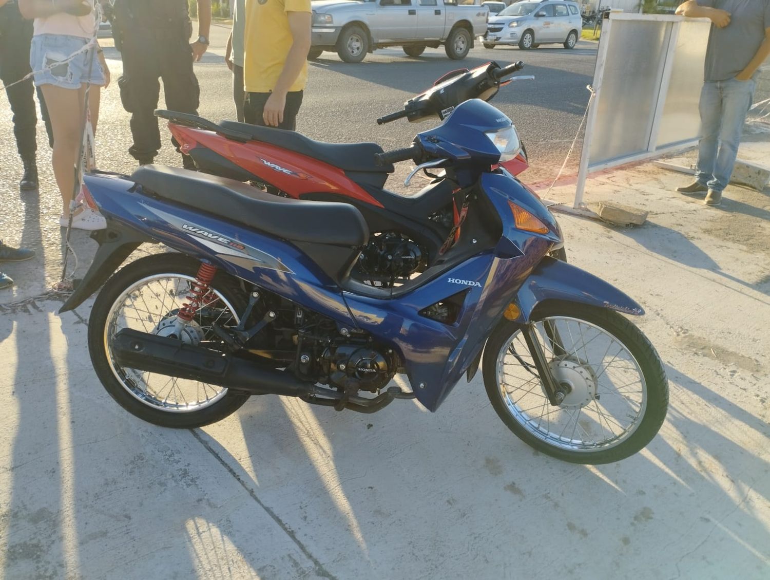 Las motos involucradas en el siniestro. Foto: Bomberos Voluntarios de Venado Tuerto.