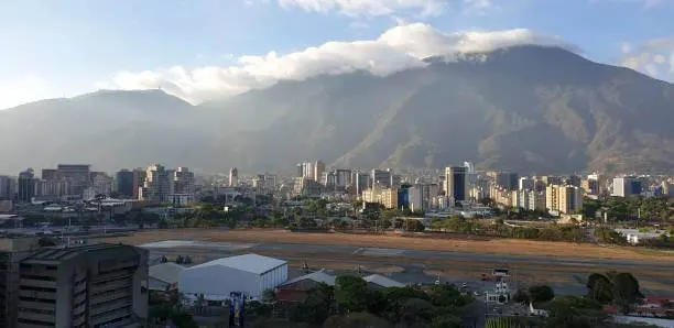 CARACAS: de la opulencia a la decadencia en su 454 aniversario