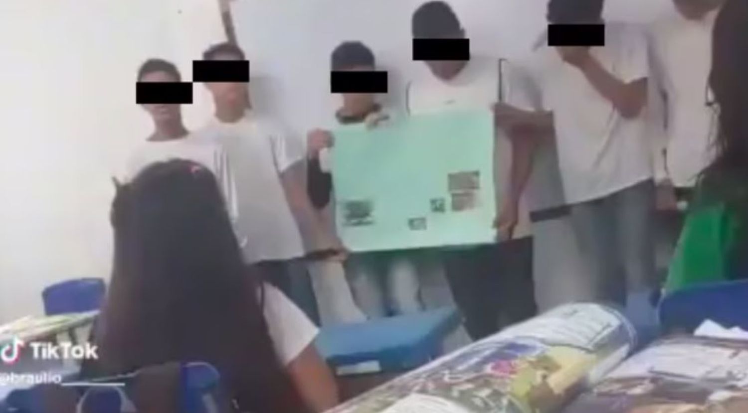 Un chico reacciona apuñalando a su compañera después de sufrir bullying por parte de ella