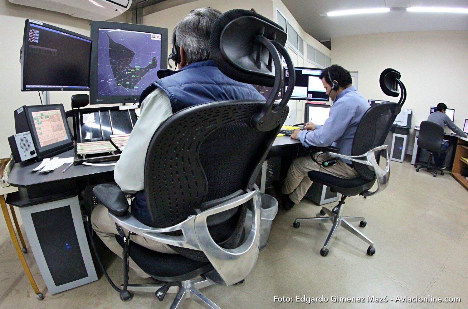 Un paro menos, los Controladores aéreos levantaron las medidas de fuerza por Conciliación Obligatoria