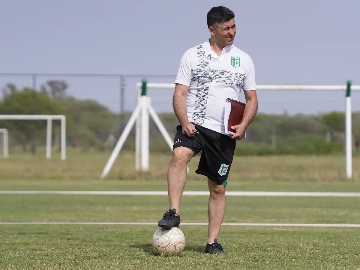 Trabaja con la idea de revertir la situación