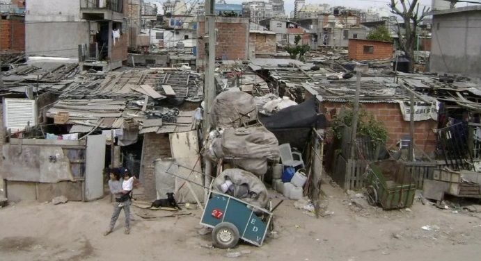 La Argentina sumó 3,2 millones de nuevos pobres en el primer trimestre del año
