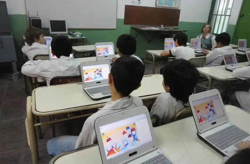 Consideran “peligroso” el regreso a la presencialidad plena en las escuelas que anunció la Ciudad