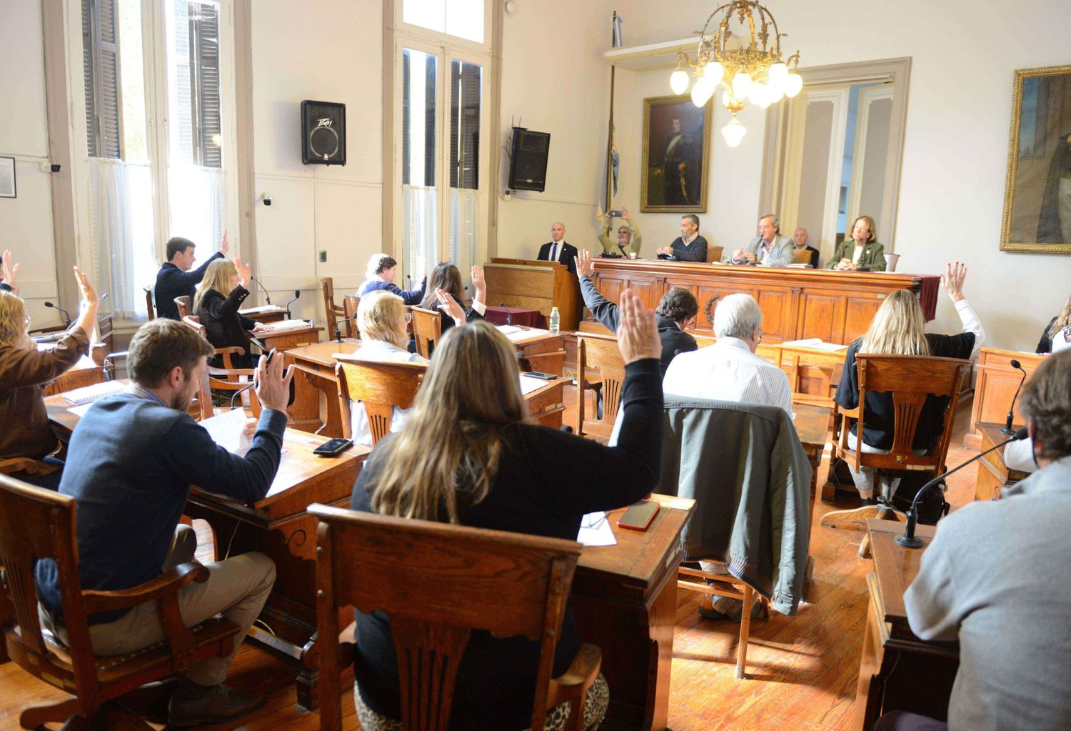 "A nuestros concejales no les interesa la educación"