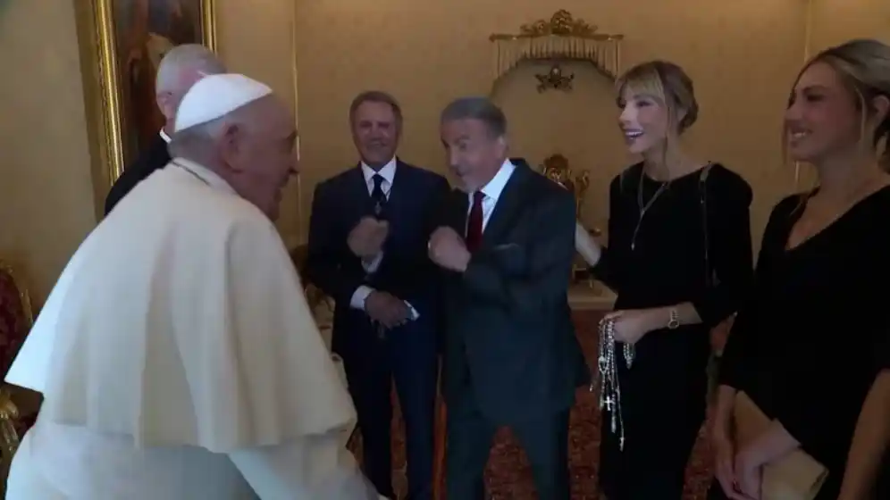 La particular visita de Stallone al Papa: “¿Listo para boxear?”
