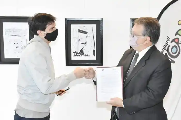 Daniel Mendoza: �SMis dibujos nacen en Concordia y tienen a la ciudad como protagonista⬝