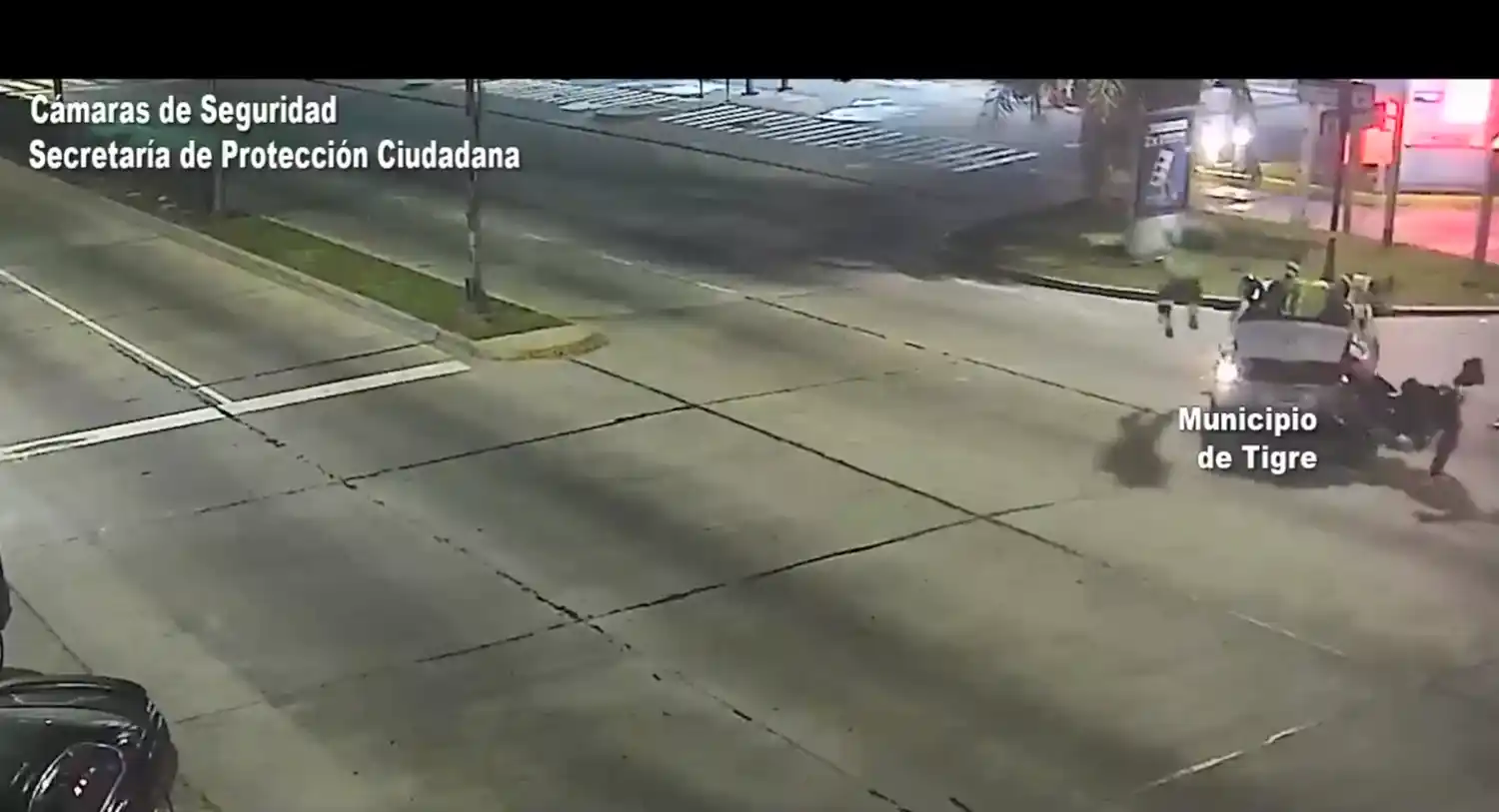 El momento del siniestro captado por las cámaras de seguridad del municipio.