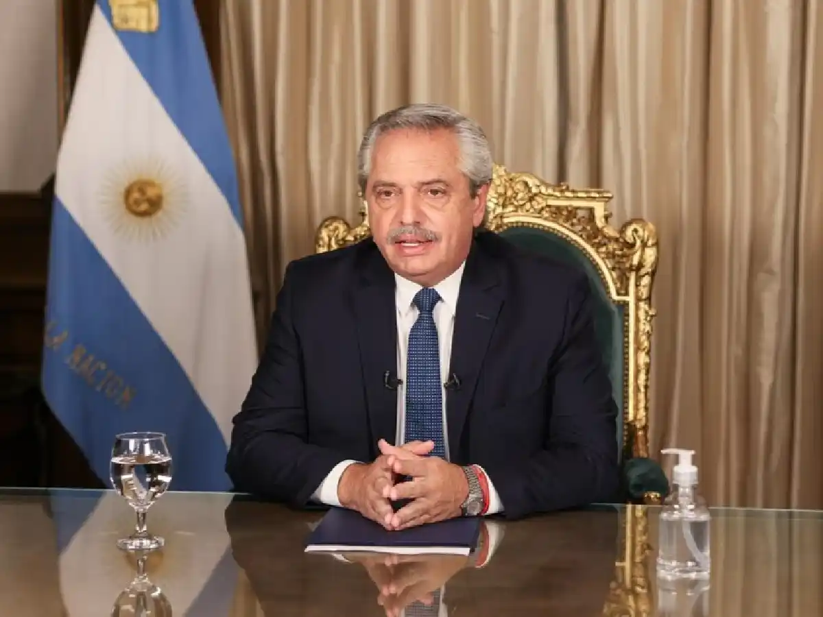 Fernández: "En los términos que está la deuda, es impagable"