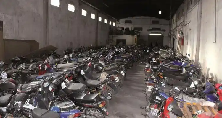 Pospusieron el remate de motos