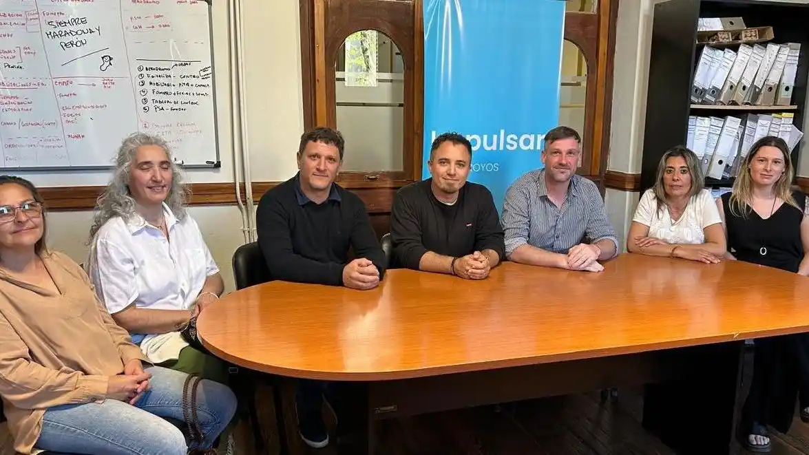Gabriela Retamar, Claudia Pereyra, Emiliano Sofía, Juan Moizzi, Mauro Daddario, Verónica Rodríguez y Agustina Larrea brindaron una conferencia de prensa este viernes para dar más detalles