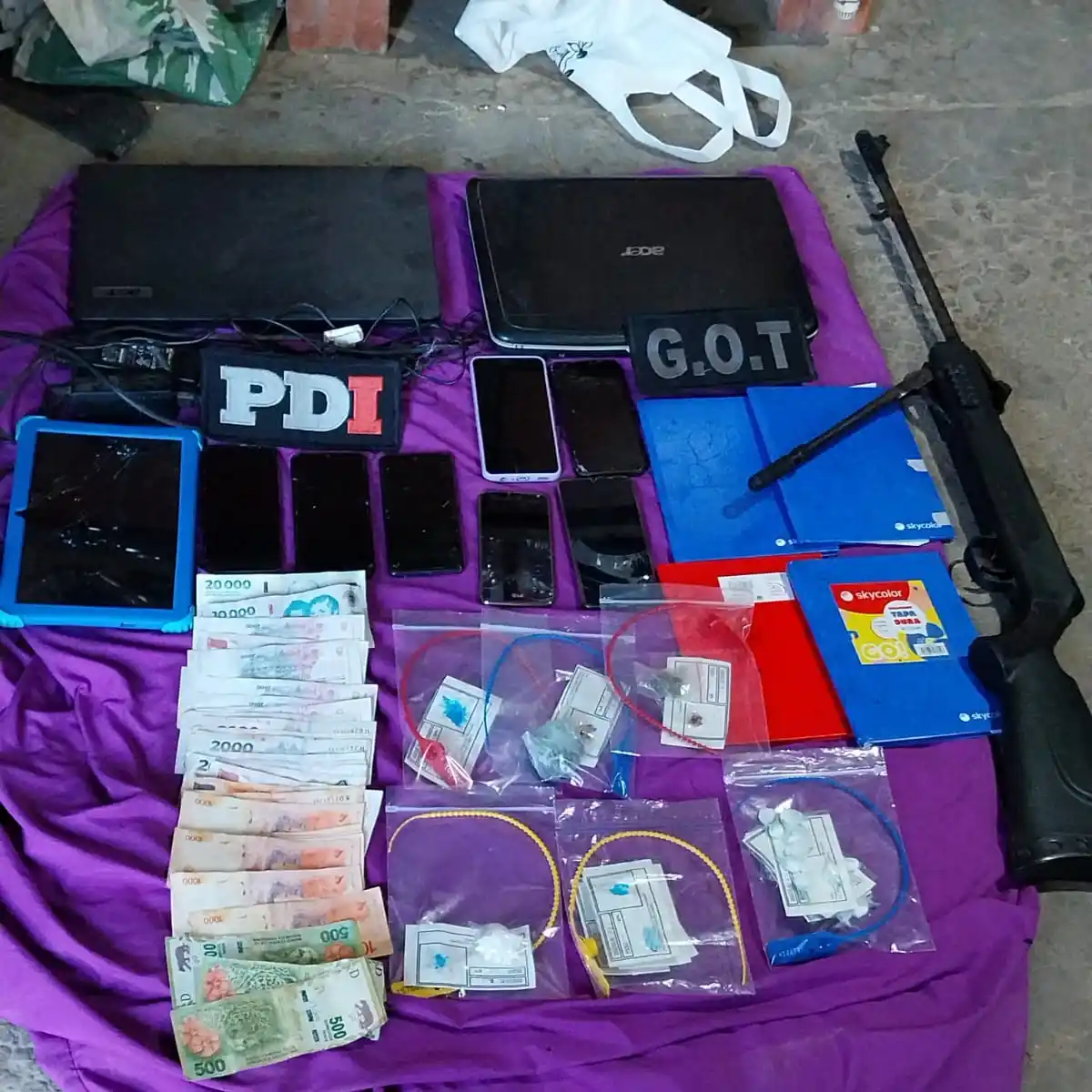 La PDI detuvo a cuatro personas por microtráfico en Rafaela - 3