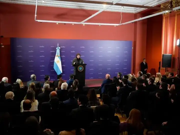 Javier Milei se reunió con senadores y diputados de la Libertad Avanza.