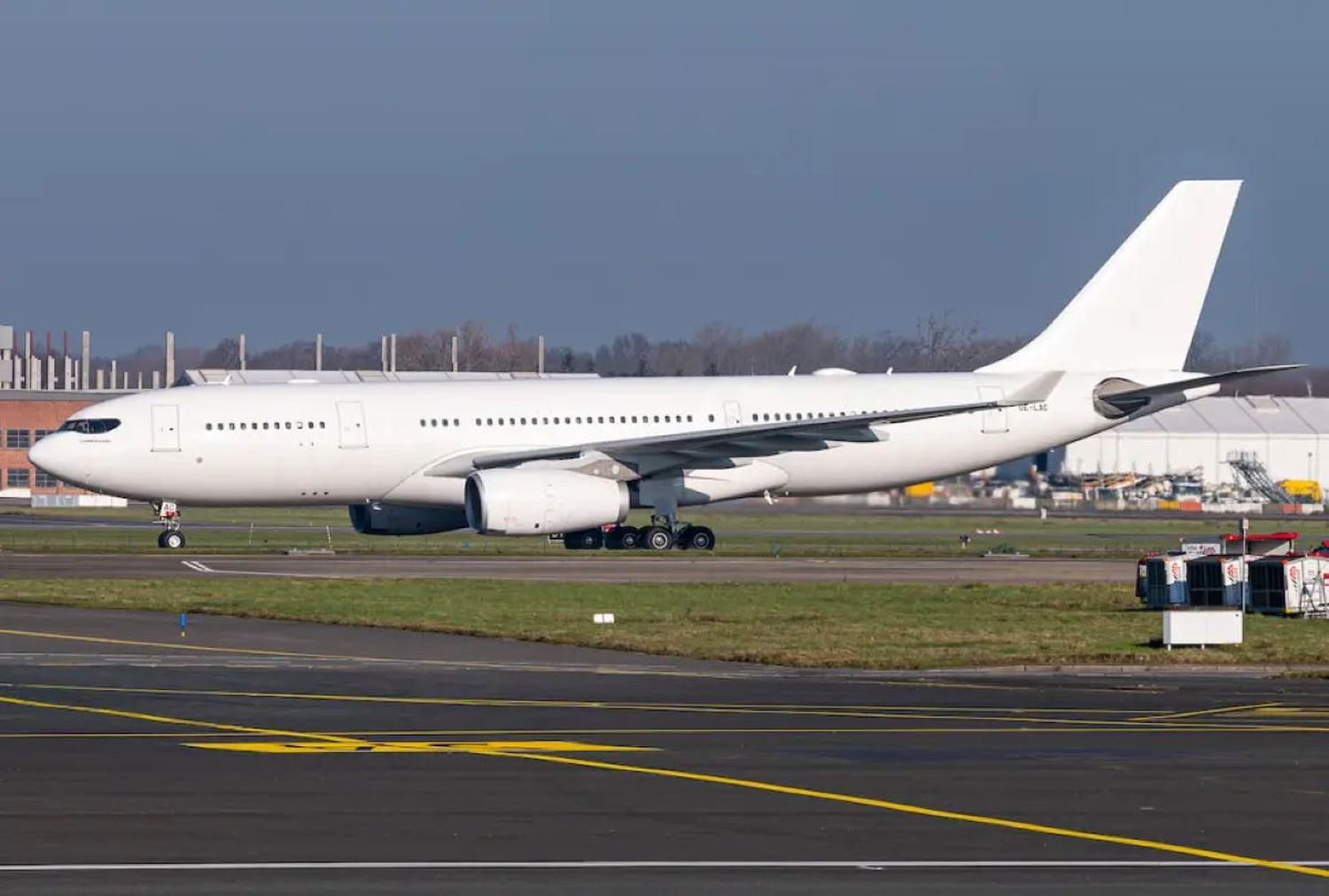 La caravana misteriosa: un Airbus A320 y tres A330 de una aerolínea africana fantasma volaron hacia Minsk ¿para terminar en Rusia?